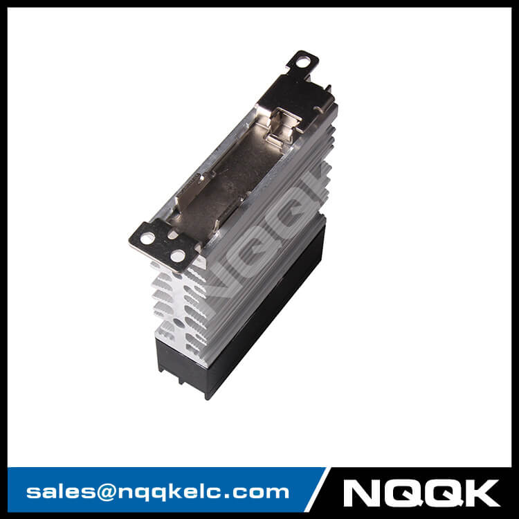 Slim size 10A 15A 25A 40A Zero cross or random turn on SSR Solid State Relay with heat sink